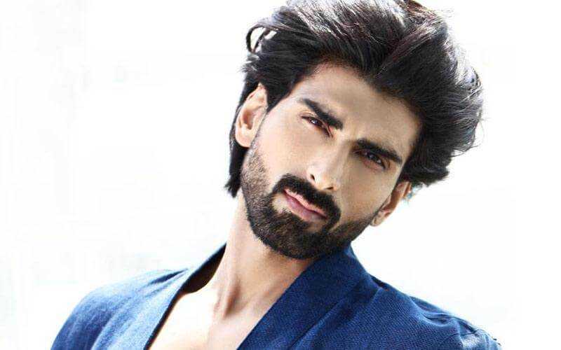 Akshay Dogra Wiki, Biography, Age, TV Shows, Family, Images