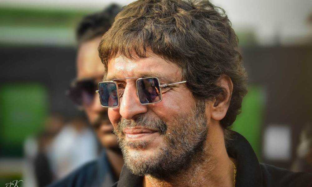 Chunky Pandey Wiki, Biography, Age, Family, Images