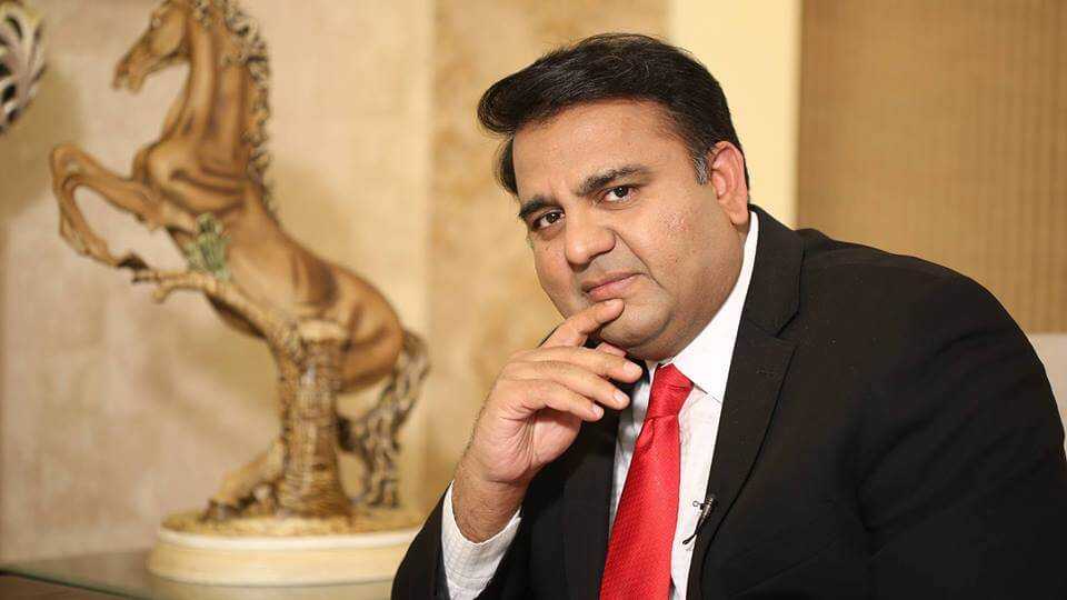 Fawad Chaudhry Wiki, Biography, Age, Family, Images & More