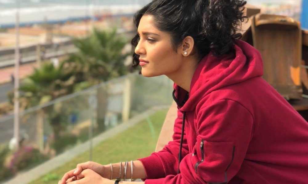 Ritika Singh Wiki, Biography, Age, Movies, Family, Images