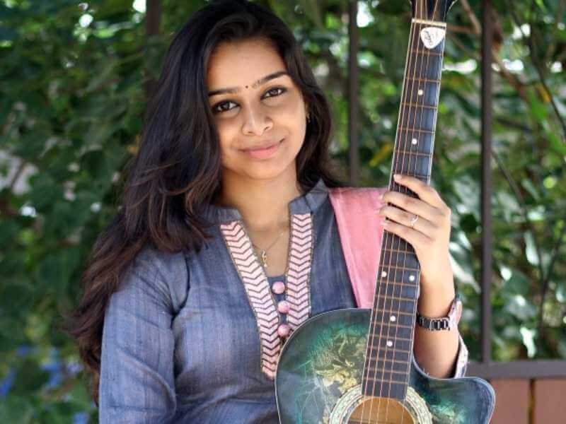 Sivatmikha (The Gaana Girl) Wiki, Biography, Age, Songs, Images