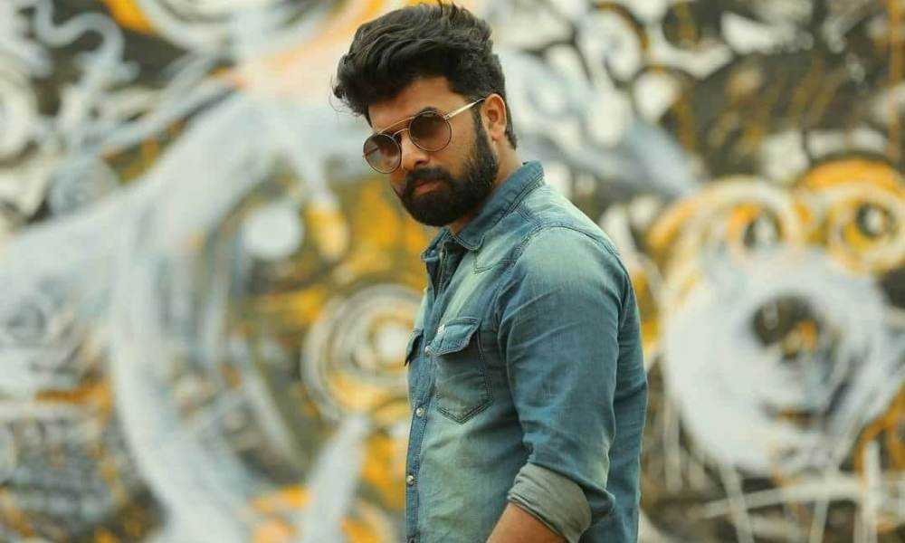 Sunny Wayne Wiki, Biography, Age, Movies, Family, Images
