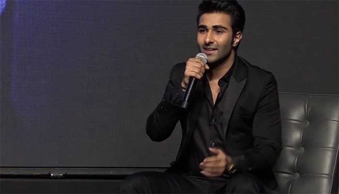 Aadar Jain Wiki, Biography, Age, Family, Images - wikimylinks