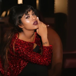 Hritu Zee Wiki, Biography, Age, Family, Images - wikimylinks