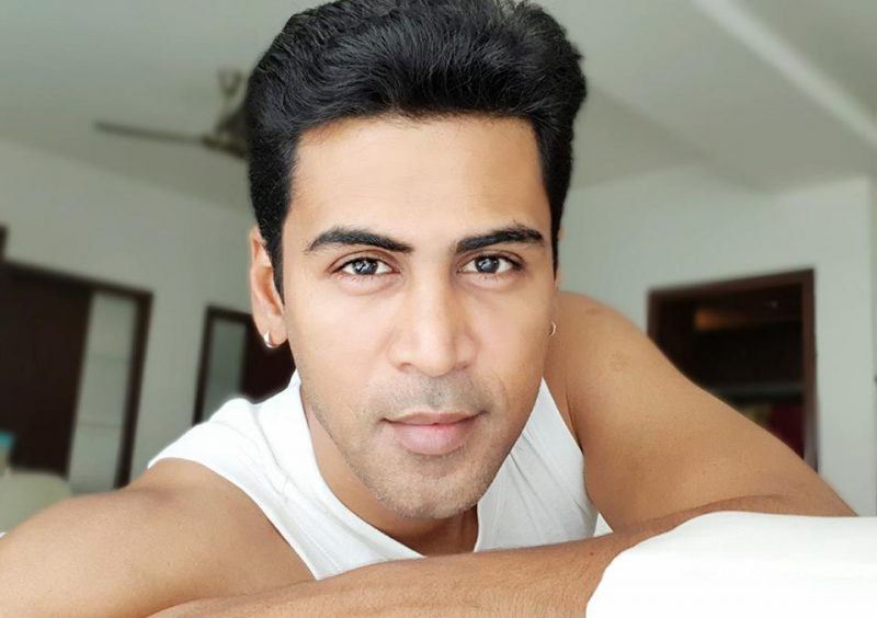 Krish (Singer) Wiki, Biography, Age, Songs List, Family, Images