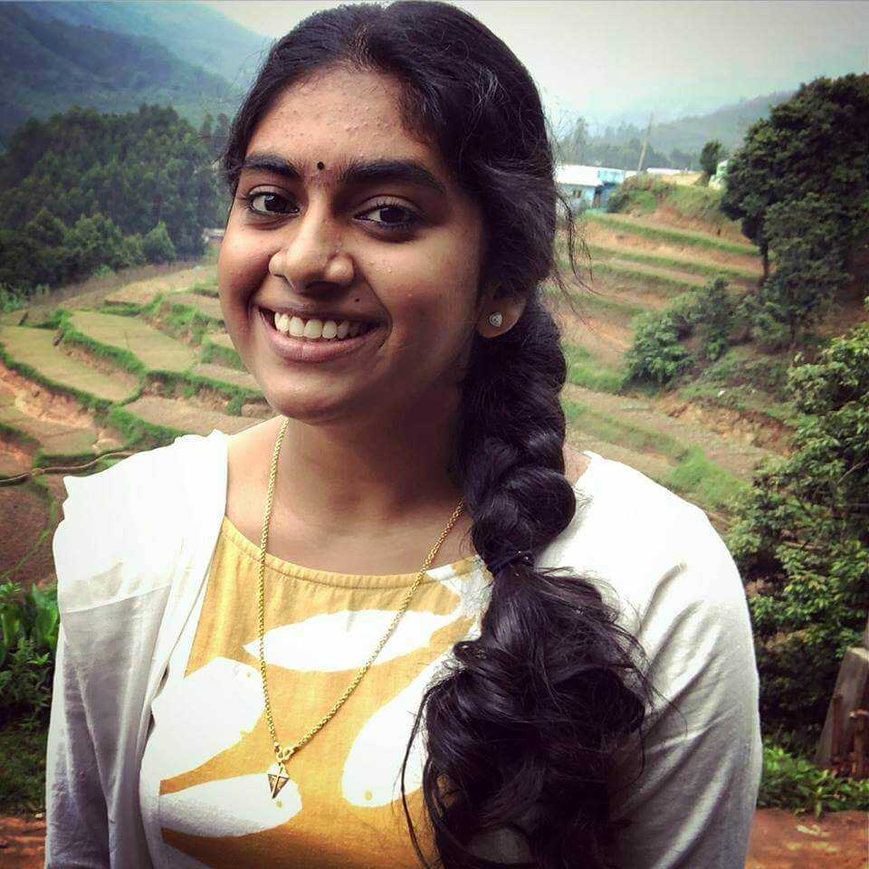 Nimisha Sajayan Wiki, Biography, Age, Movies, Family, Images - wikimylinks