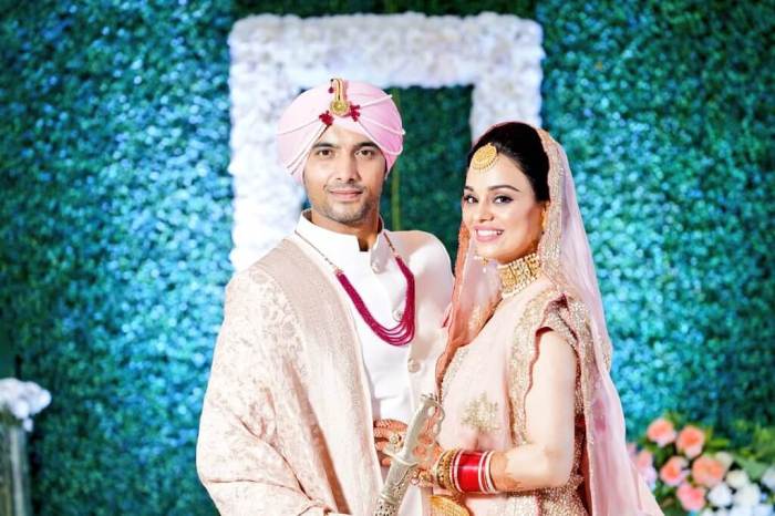 Ssharad Malhotra and Ripci Bhatia Wedding Photos