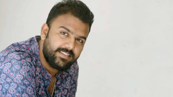 Tharun Bhascker Dhaassyam Wiki, Biography, Age, Movies, Images ...