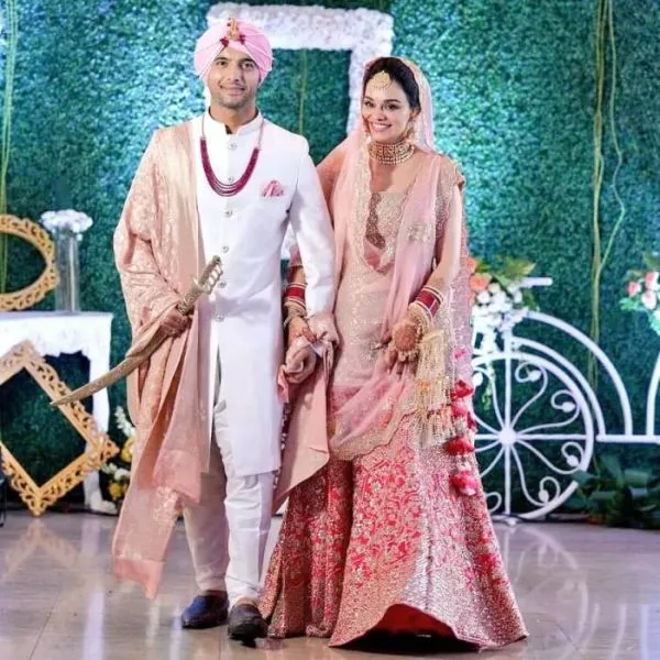 Sharad Malhotra and Ripci Bhatia Wedding Photos