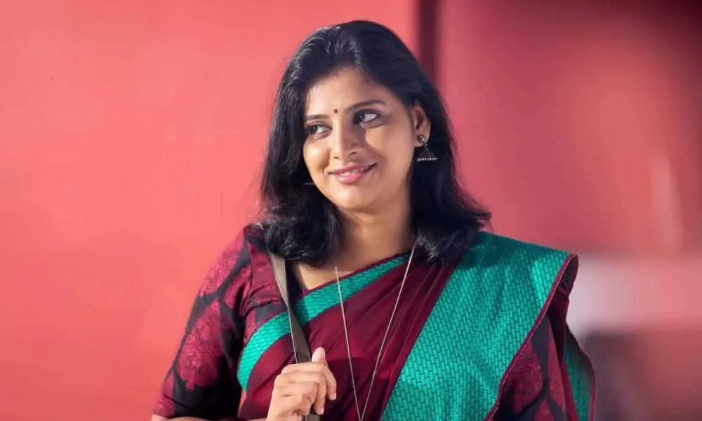 Anna Reshma Rajan Wiki, Biography, Age, Movies, Family, Images